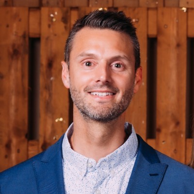 Dr. Ryan Montague